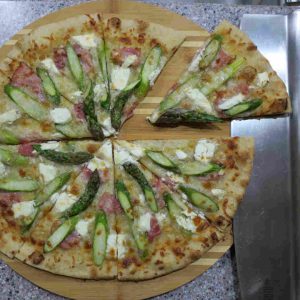 Pizza with Asparagus, Prosciutto and Chevre