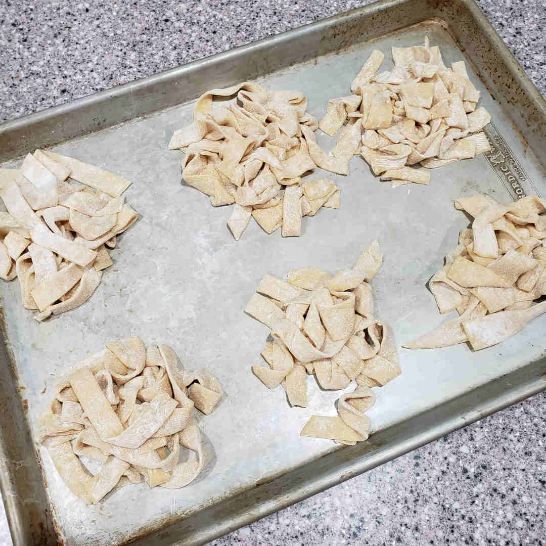 Homemade Pasta Dough Recipe (Fresh Egg Pasta) - Hungry Huy